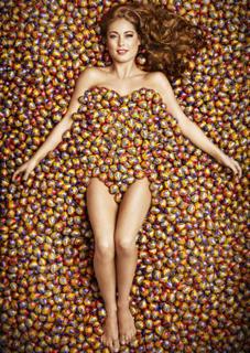 Louise Thompson feet photo thumbnail