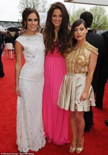 Louise Thompson feet photo thumbnail