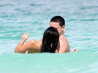 Lourdes Leon feet photo thumbnail