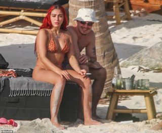 Lourdes Leon feet photo thumbnail