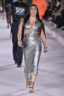 Lourdes Leon feet photo thumbnail