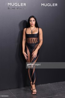 Lourdes Leon feet photo thumbnail