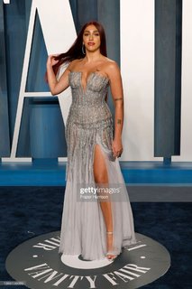 Lourdes Leon feet photo thumbnail