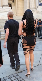 Lourdes Leon feet photo thumbnail