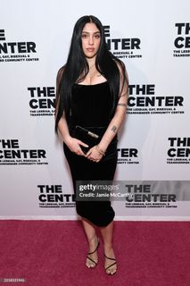 Lourdes Leon feet photo thumbnail