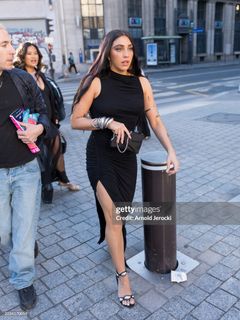 Lourdes Leon feet photo thumbnail