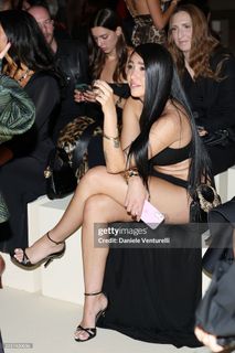 Lourdes Leon feet photo thumbnail