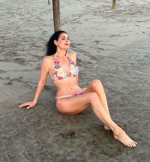 Lourdes Munguía feet photo 18
