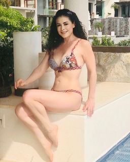 Lourdes Munguía feet photo 17