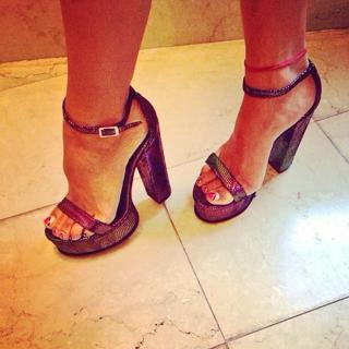 Lourdes Sánchez feet photo 3
