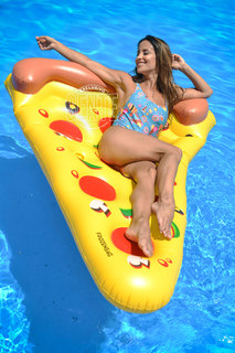 Lourdes Sánchez feet photo 18