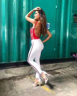 Lourdes Sánchez feet photo 1