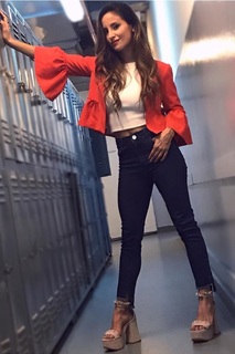 Lourdes Sánchez feet photo 10