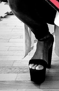Lourdes Sánchez feet photo 6