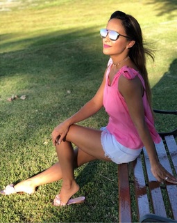 Lourdes Sánchez feet photo 12