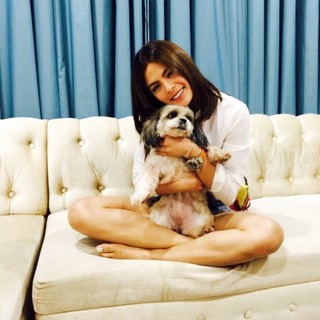 Lovi Poe feet photo 11
