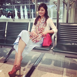 Lovi Poe feet photo 2
