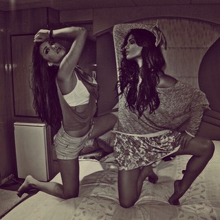 Lovi Poe feet photo 20