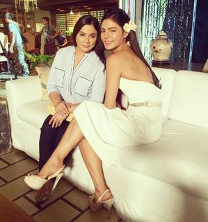 Lovi Poe feet photo 13