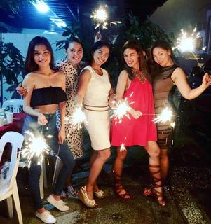 Lovi Poe feet photo 16