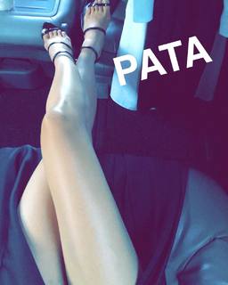 Lovi Poe feet photo 16