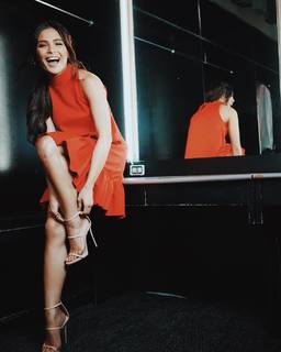 Lovi Poe feet photo 7