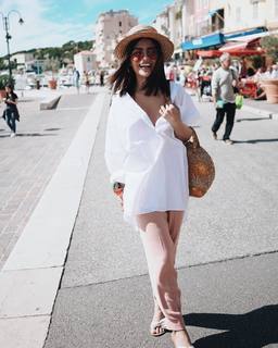 Lovi Poe feet photo 3