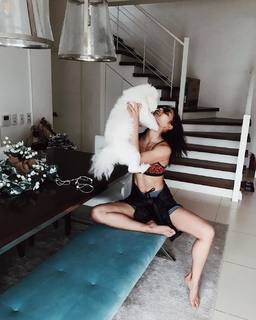 Lovi Poe feet photo 9
