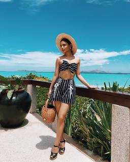 Lovi Poe feet photo 10
