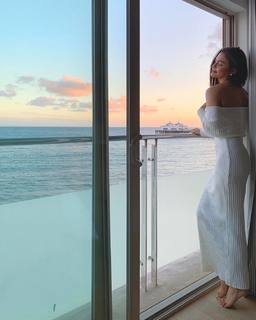 Lovi Poe feet photo 3