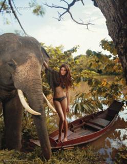 Lovi Poe feet photo 3