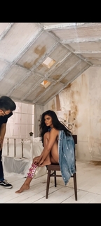 Lovi Poe feet photo 3