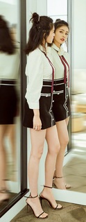 Lu Bai feet photo 9