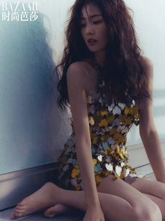 Lu Bai feet photo 9