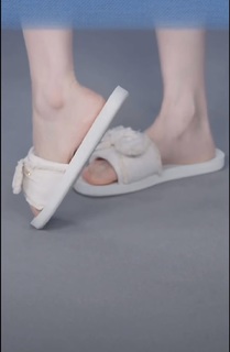 Lu Bai feet photo 13