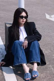 Lu Bai feet photo 4