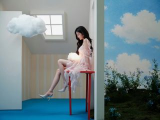 Lu Bai feet photo 4