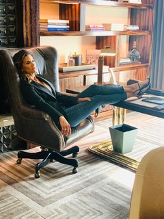 Lu Parker feet photo 10
