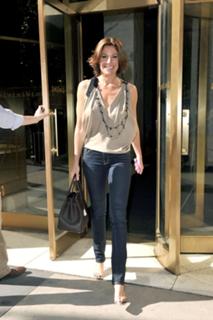 LuAnn de Lesseps feet photo 20