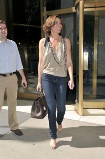 LuAnn de Lesseps feet photo 16