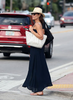 LuAnn de Lesseps feet photo 3