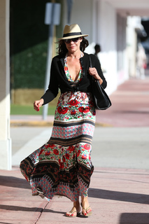 LuAnn de Lesseps feet photo 16