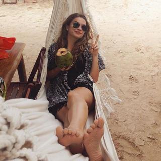Lua Blanco feet photo 11