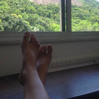 Lua Blanco feet photo 2