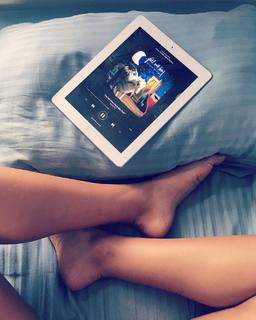 Lua Blanco feet photo 11