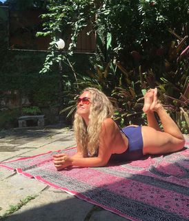 Lua Blanco feet photo 3