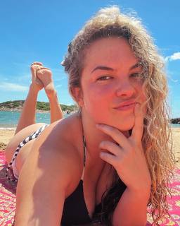 Lua Blanco feet photo 10