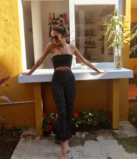 Luana Barrón feet photo thumbnail