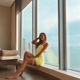 Luana Barrón feet photo thumbnail