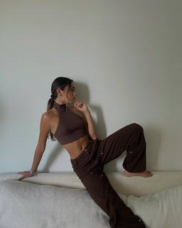 Luana Barrón feet photo thumbnail